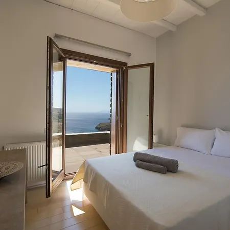 Дом отдыха Stonehouse Sea View Villas